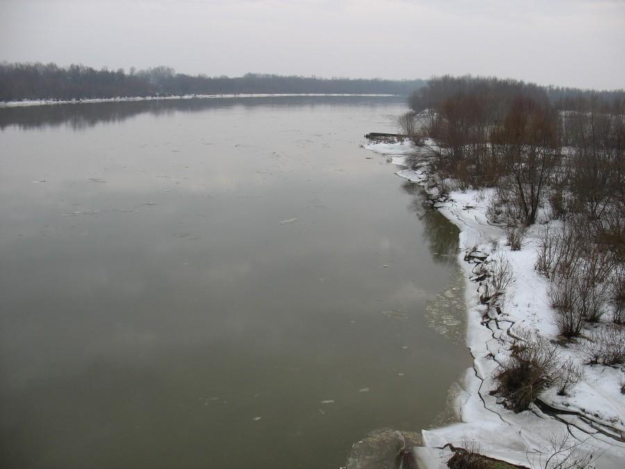 Wisła - brzeg przy piaskarni na Siekierkach