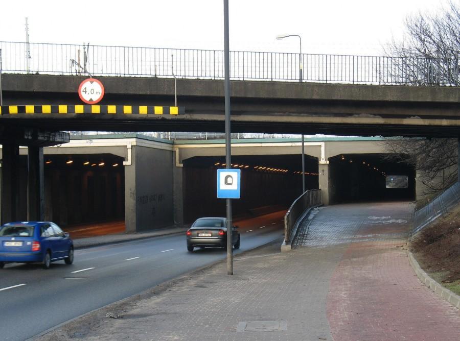 Tunel pod torami, przy Warszawie Zachodniej