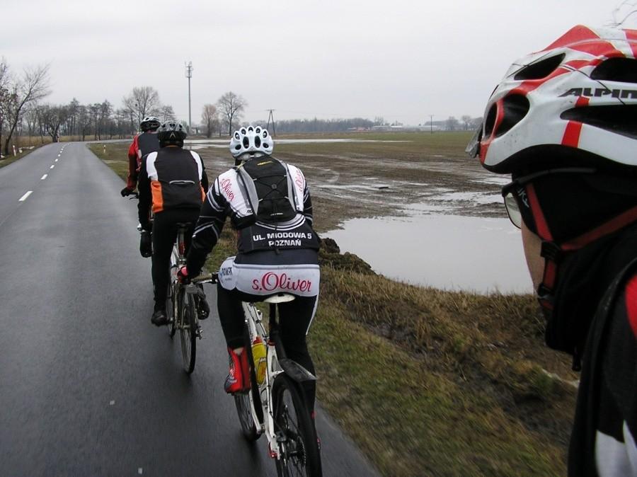 Przy 35 km/h robienie takich zdjęć to sztuka ...