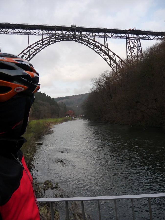 Pod Müngstener Brücke