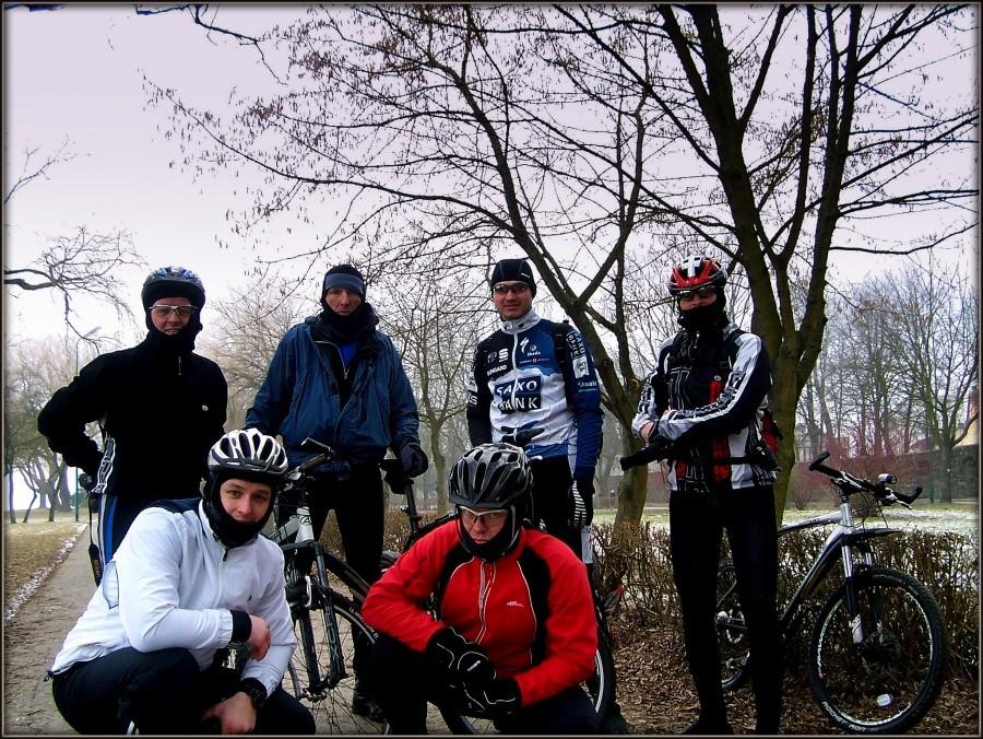 Nad jeziorem w Nowogardzie.