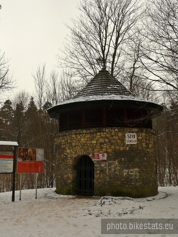 Szyb Sylwester, nad sztolnią Czarnego Pstrąga