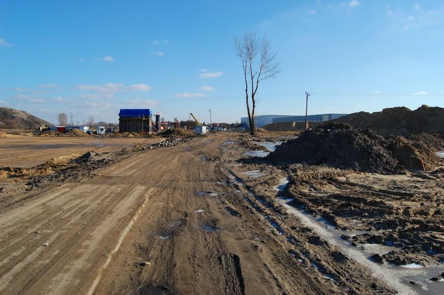Budowa autostrady A2 . Niedawno biegła tędy asfaltowa droga.