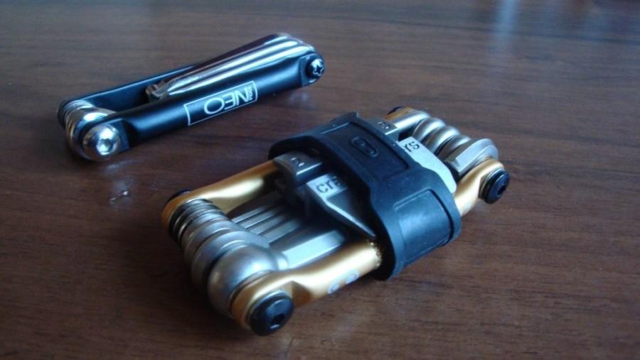 Crank Brothers Multitool Vs. Neo Tools