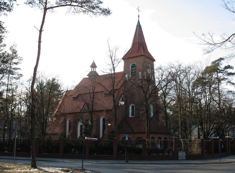 Konstancin - kościół Wniebowzięcia NMP