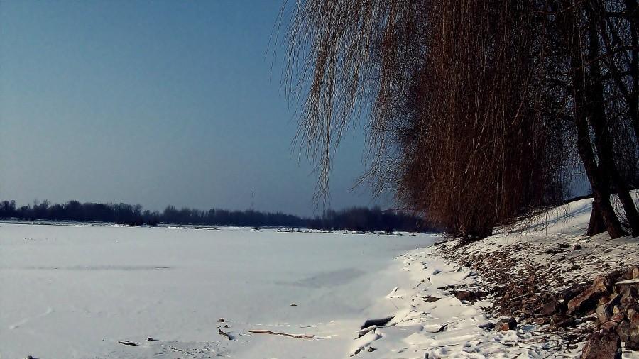 Widok na nowy most, którego nie widać:)