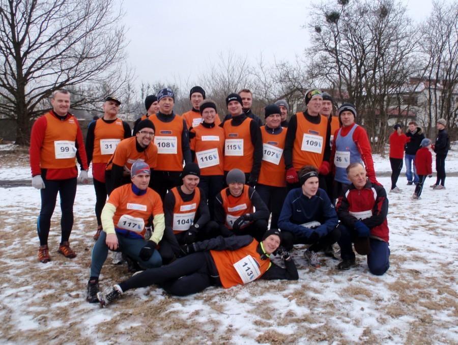 Zabiegani przed ostatnim biegiem w Zimnarze - Lubliniec 2010