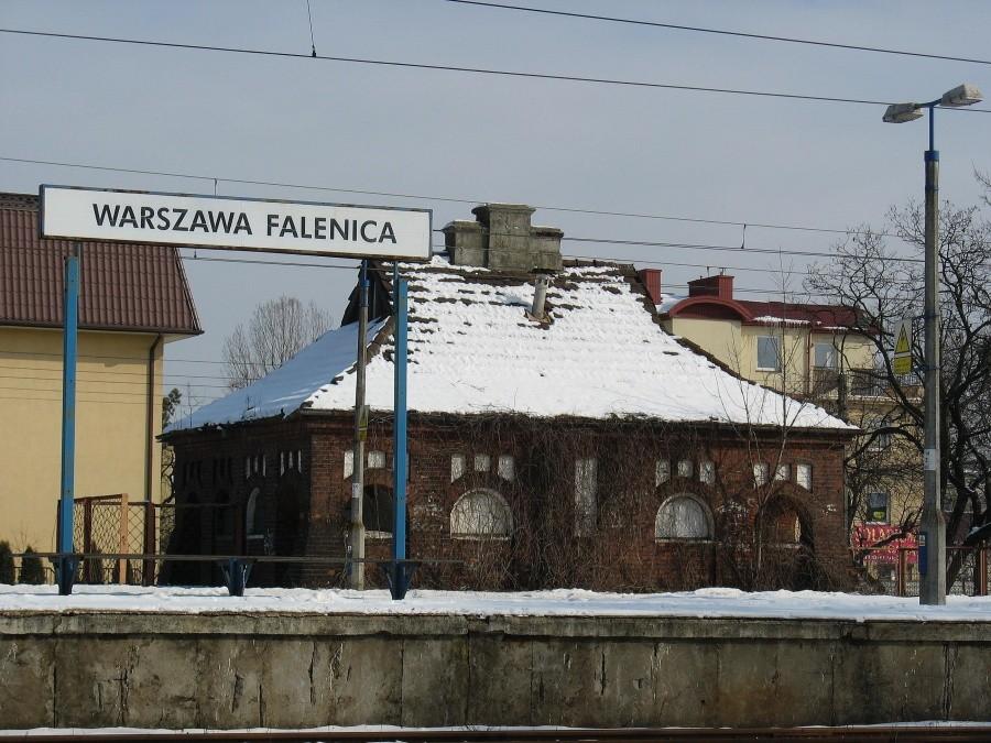 Falenica - dworzec kolejowy