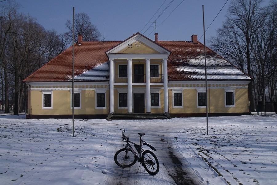 Kobiernicki dworek