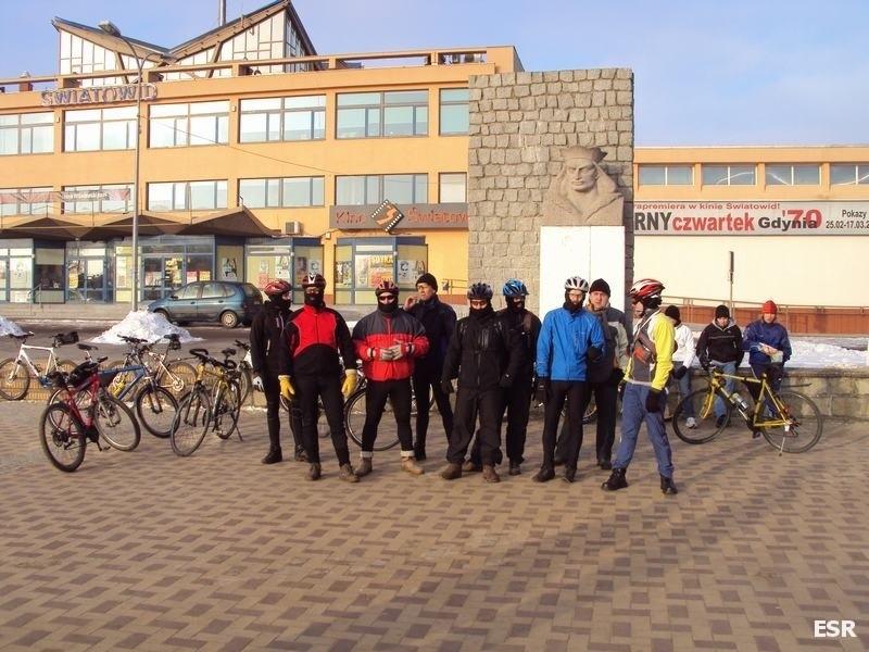 Plac Jagiellończyka - tajemnicza zbiórka