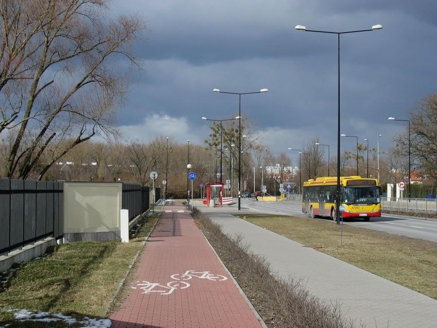 Ścieżka rowerowa na ul. Nowoursynowskiej