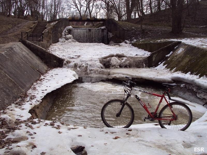 Park Dolinka - ostatnia ostoja zimy w Elblągu.