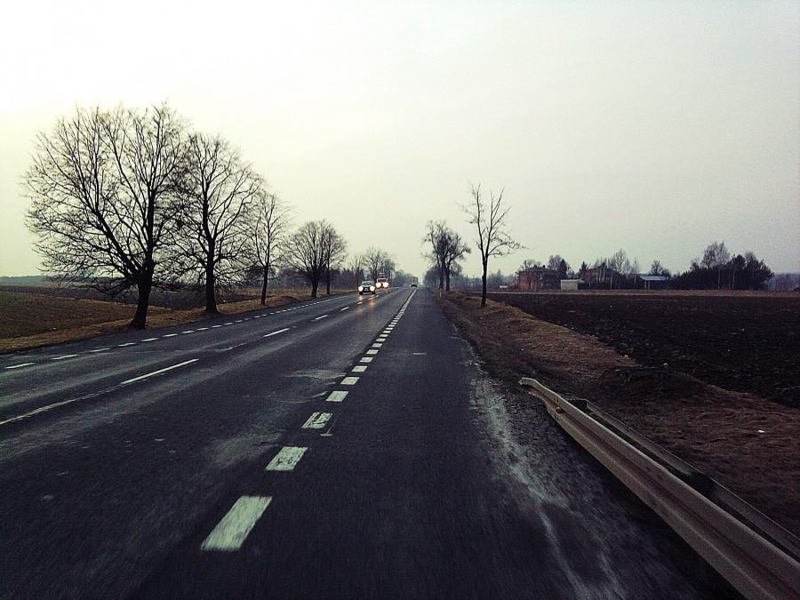 Kawałeczek przez koleiny