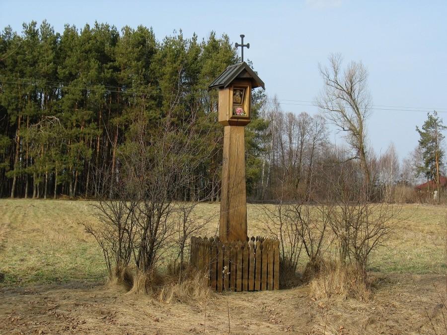 Sobienki - kapliczka słupowa