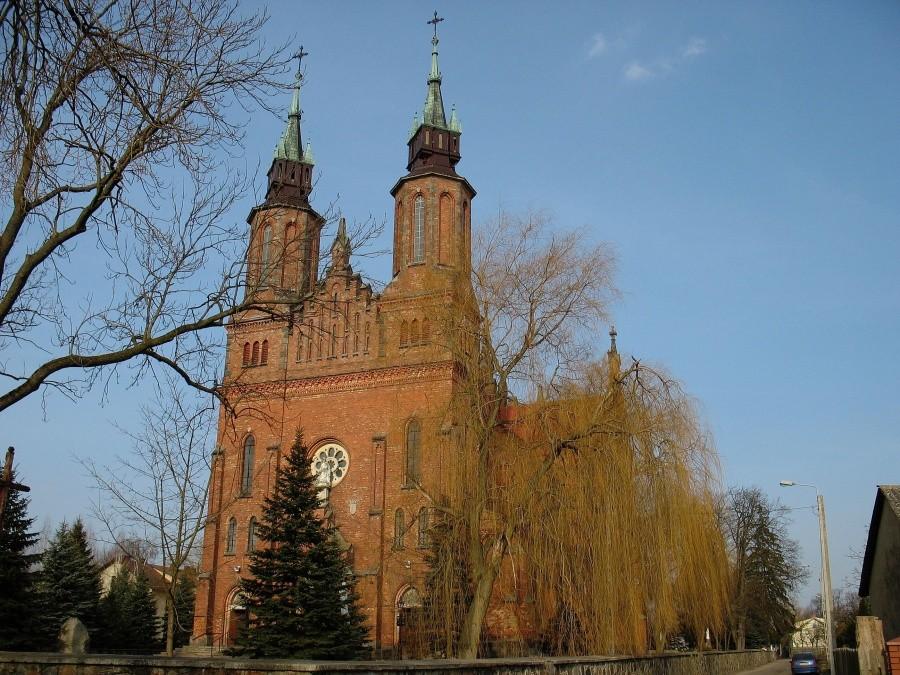Osieck - kościół parafialny
