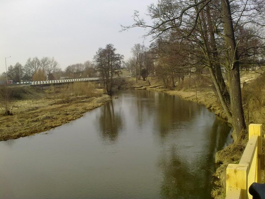 Widok na Wartę z tarasu