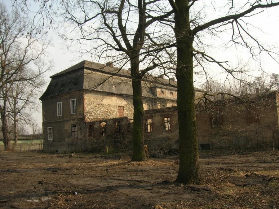 Zamek w Zbroslawicach