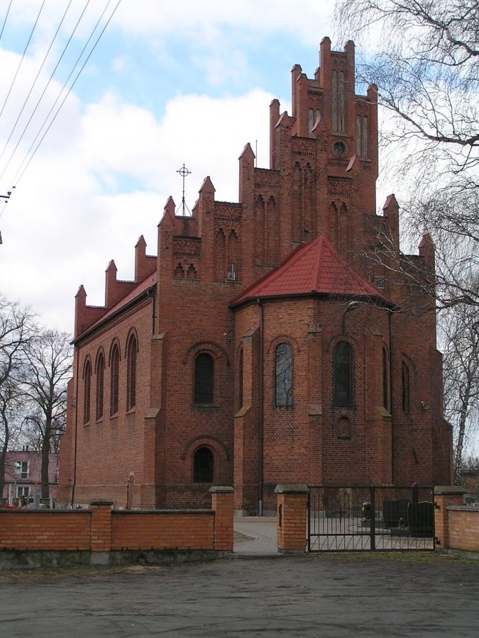 Spod Kościoła pw. św. Wawrzyńca w Dobrczu nastąpił powrót w kierunku Bydgoszczy