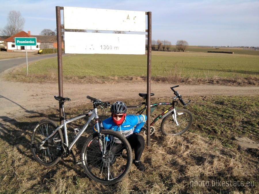 Promienko - skrzyżowanie z Poznańskim Pierścieniem Rowerowym