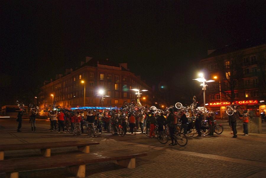 25.03.11
