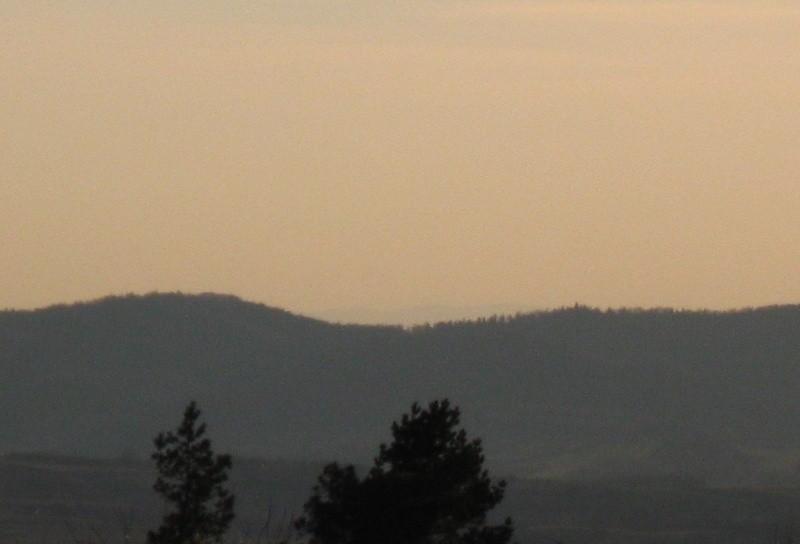 Górki po powiększeniu- widać Beskid Sądecki.