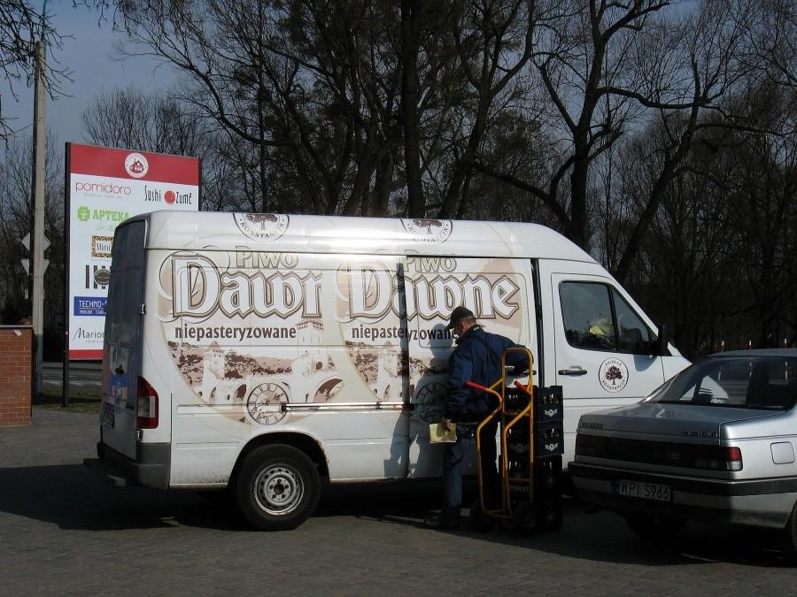 Dostawa niepasteryzowanego do Starej Papierni