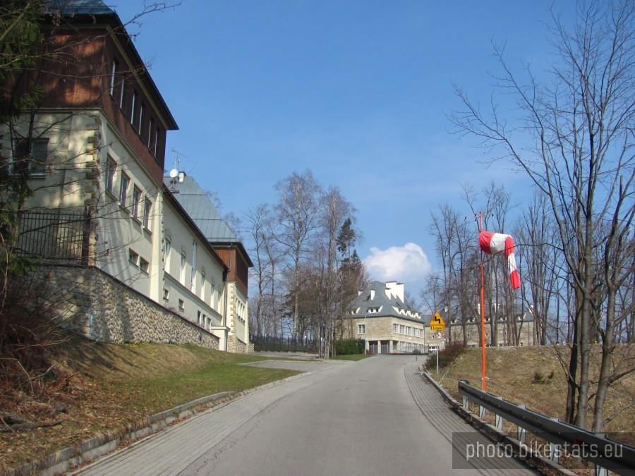 kierunek zamek dolny
