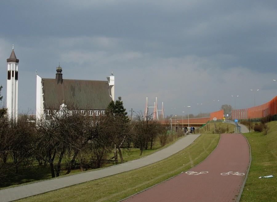 Siekierki - ścieżka rowerowa przy sanktuarium