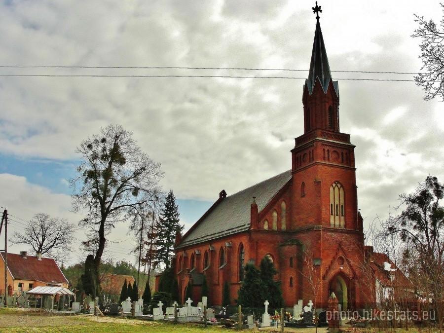 Kościół w miejscowości Benowo.