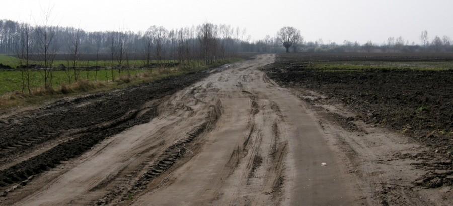 Północny kraniec trasy. Niezłe wyboje ...