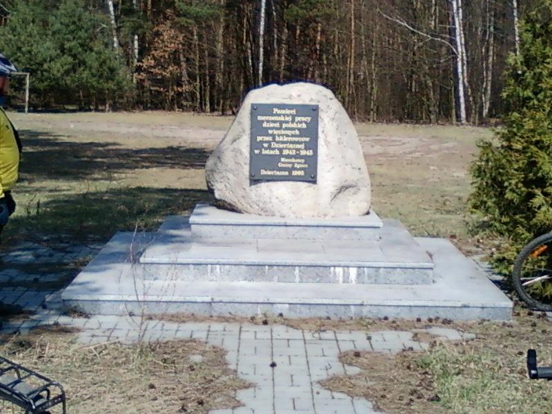 Pomnik w Dzierżąznej