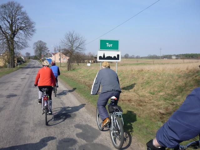 ... dojechać do Tura, czyli celu naszej wycieczki