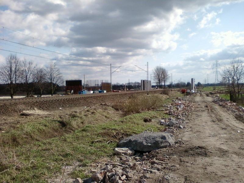 W budowie wiadukt autostradowy