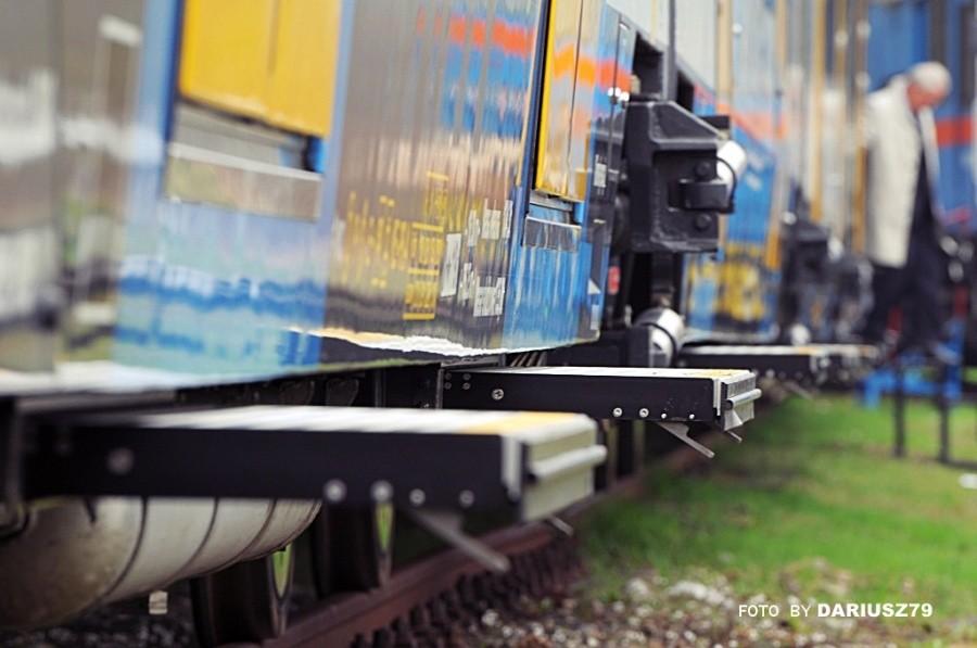 Nowoczesny pociąg ELF