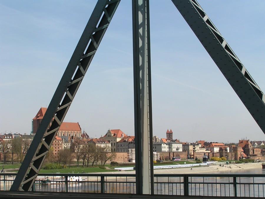 Panorama Torunia z mostu przez Wisłę