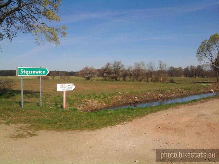 Trakt Bednarski - skręt na Stęszewice