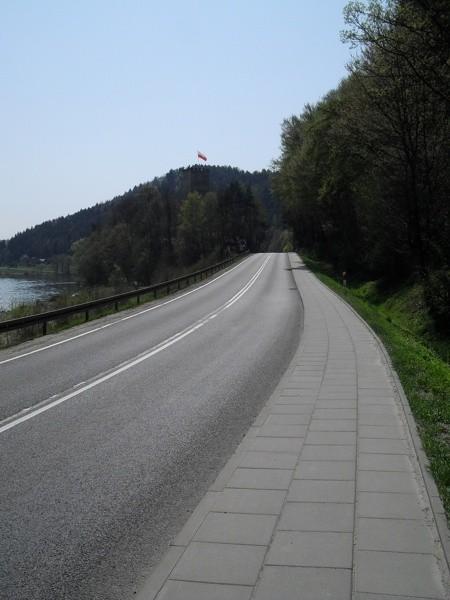 Droga Jurków-Nowy Sącz, zamek w Wytrzyszczce