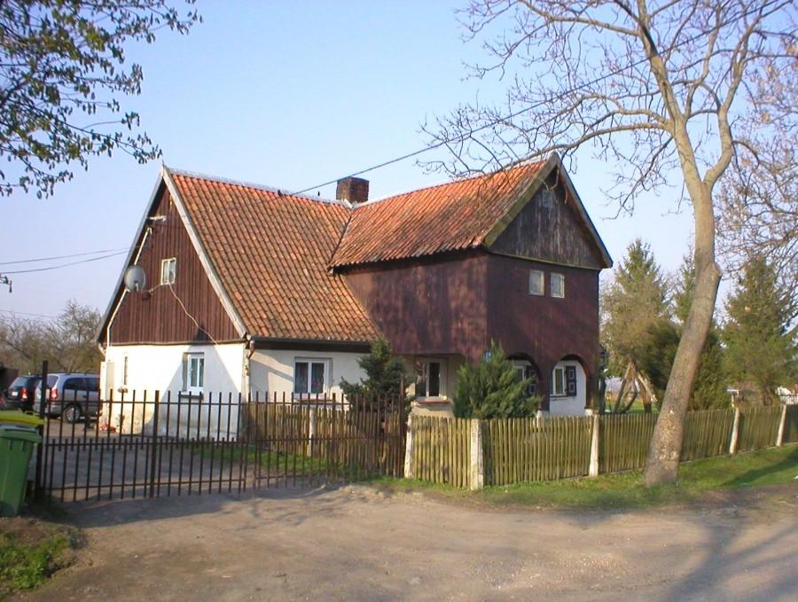 KAWKI-DOM PODCIENIOWY