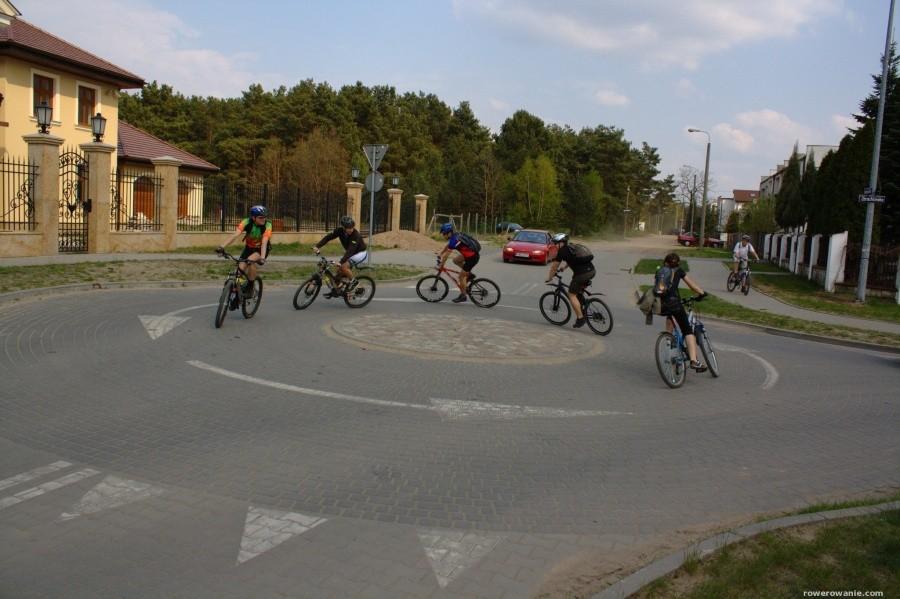 Rowerzysta ma pierwszeństwo :P