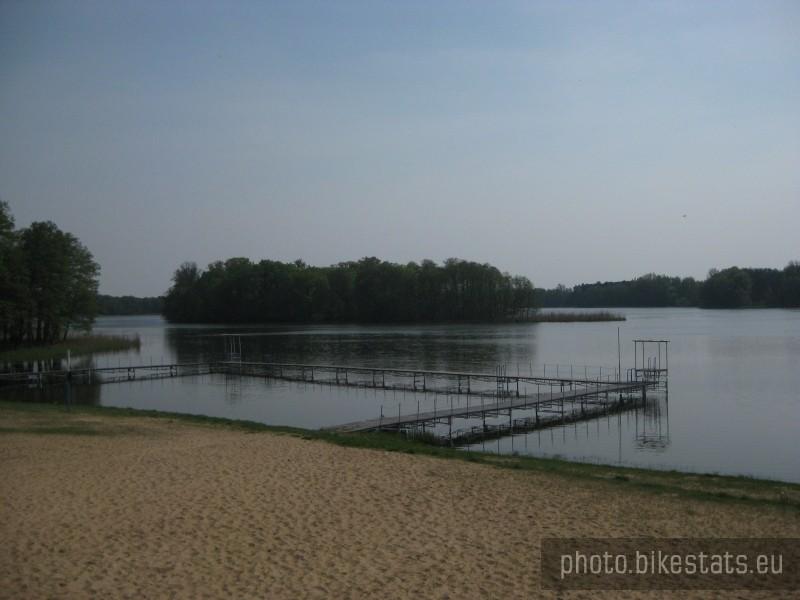 Plaża nad Jez. Raczyńskim w Zaniemyślu.