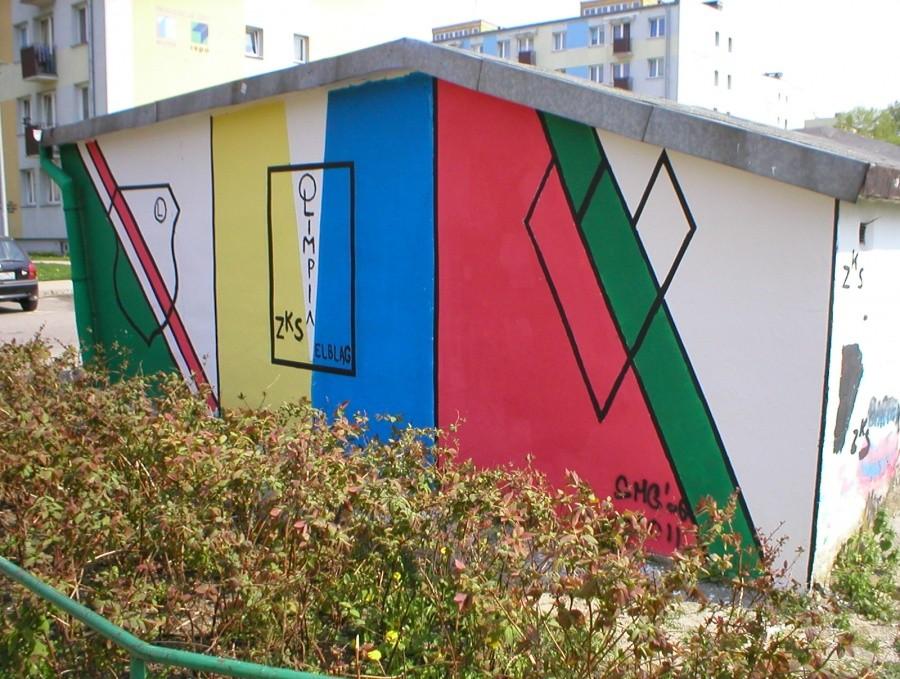 GARAŻE W BARWACH KLUBOWYCH