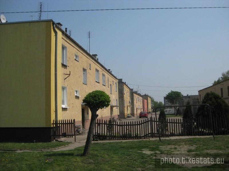 Szeregowe bloki w Gułtowach.