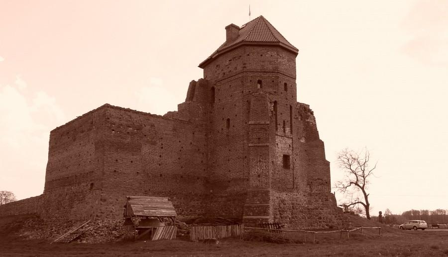 Liw. Zamek raz jeszcze.