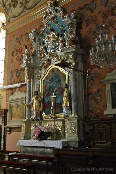 ołtarz boczny 1