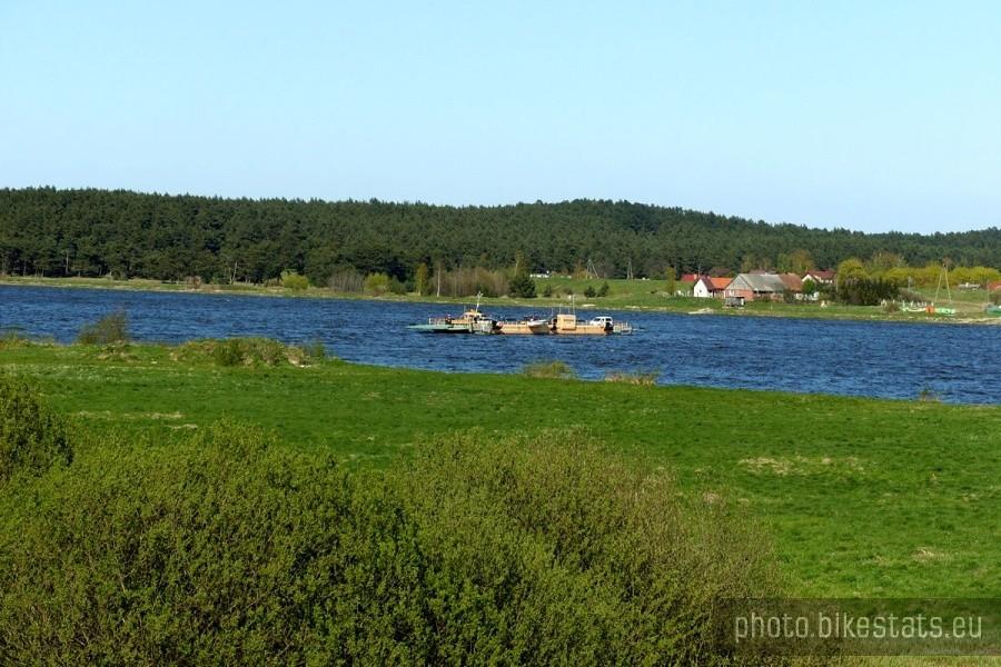 Prom pomiędzy Mikoszewem a Świbnem