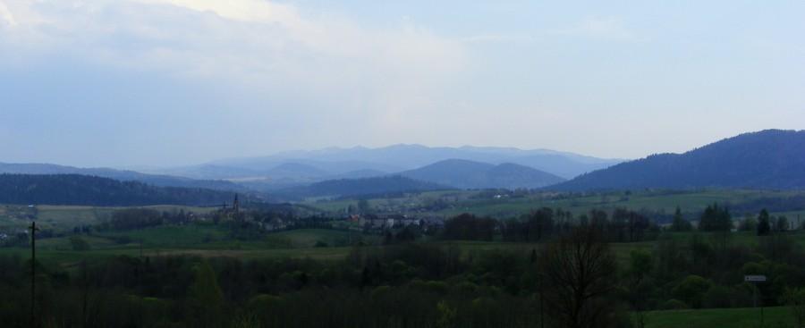 Widok Bieszczad w Lutowiskach