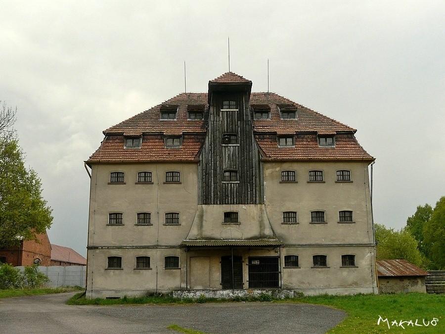Spichlerz w Pławniowicach