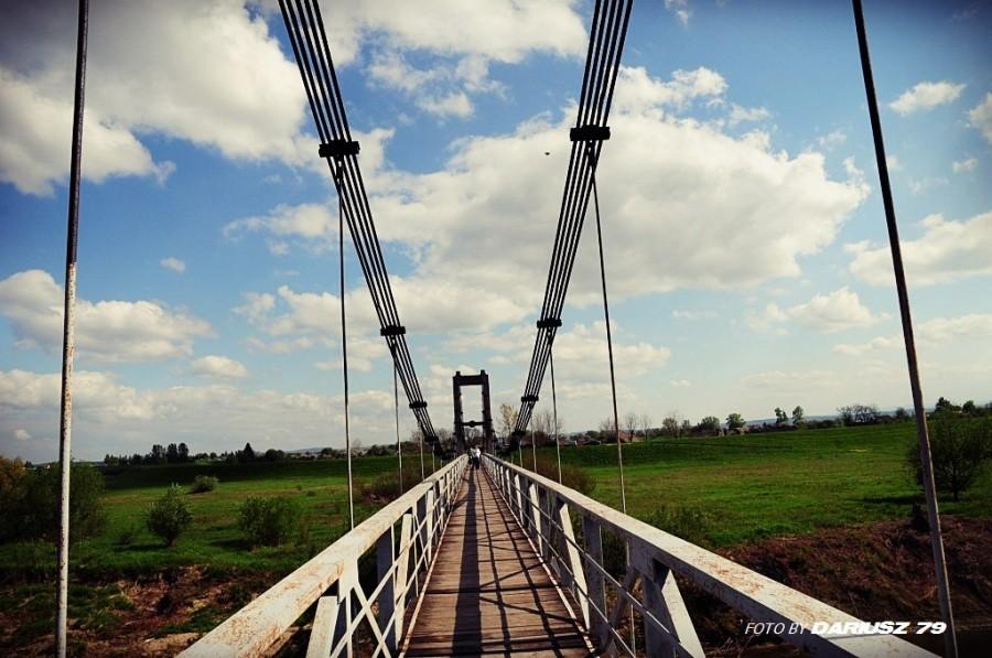 Mikulszowice - Kładka na rzece raba