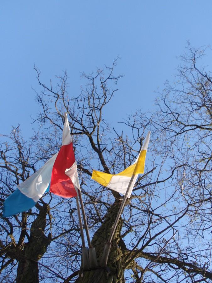 Państwowa, maryjna i papieska tworzą wspaniały akord.