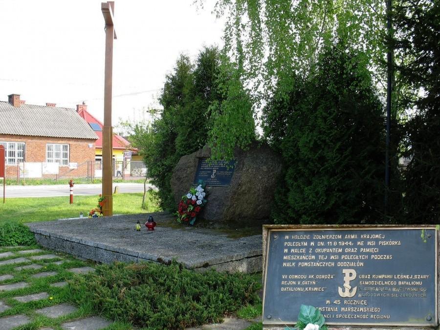 Piskórka - pomnik AK